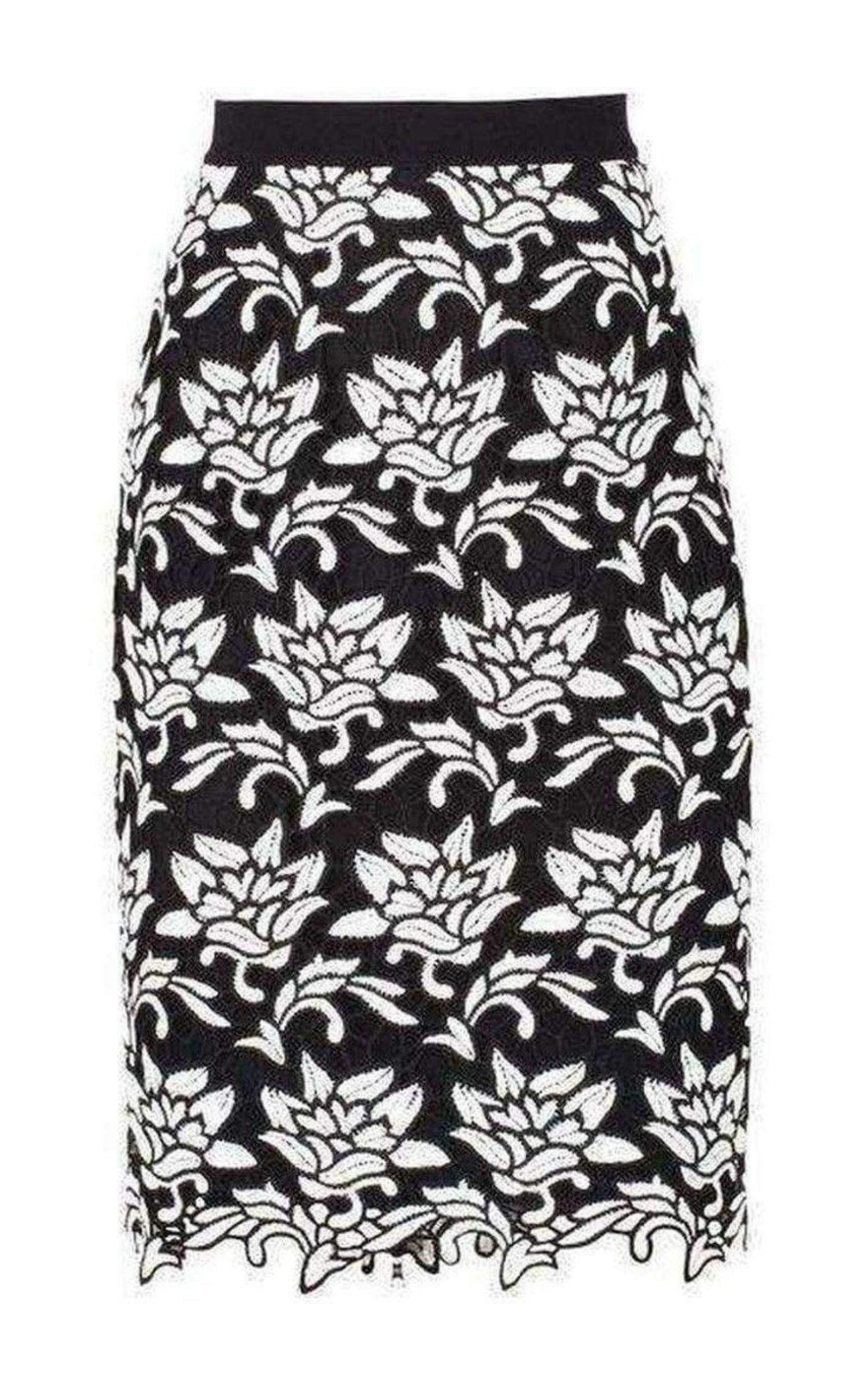 BCBGMAXAZRIA Pleated Floral Maxi Skirt | Runway Catalog